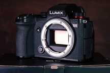 Panasonic Lumix S5