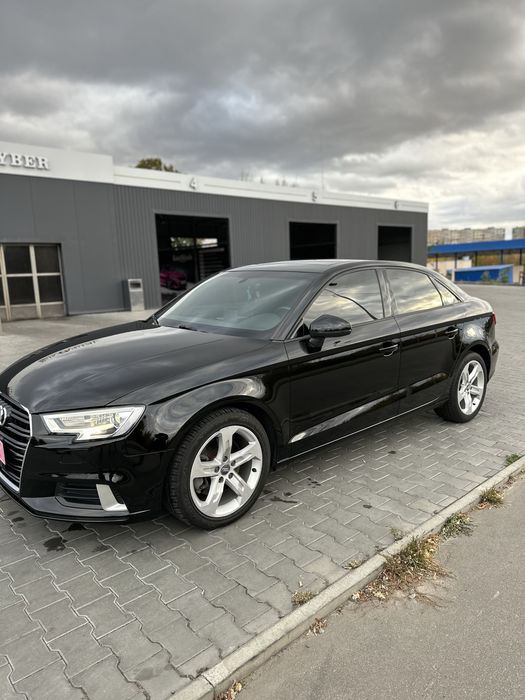 Продам Audi A3 2018, хороший стан