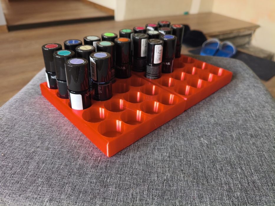 Organizer na lakiery NeoNail z wydruku 3D – praktyczny i stylowy!