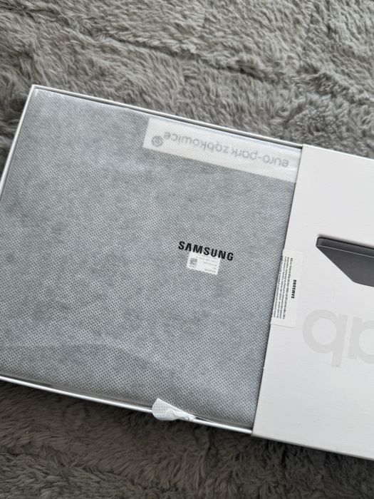 Nowy tablet samsung galaxy tab A9+