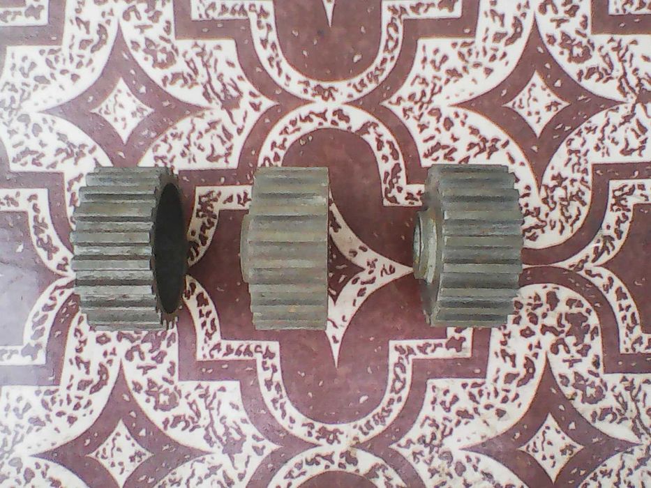 Продам поцинк. прицеп 750 кг