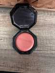 Róż Fenty Beauty Juicy Peach
