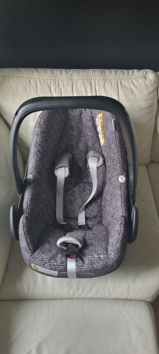 Fotelik samochodowy maxi cosi pebble plus