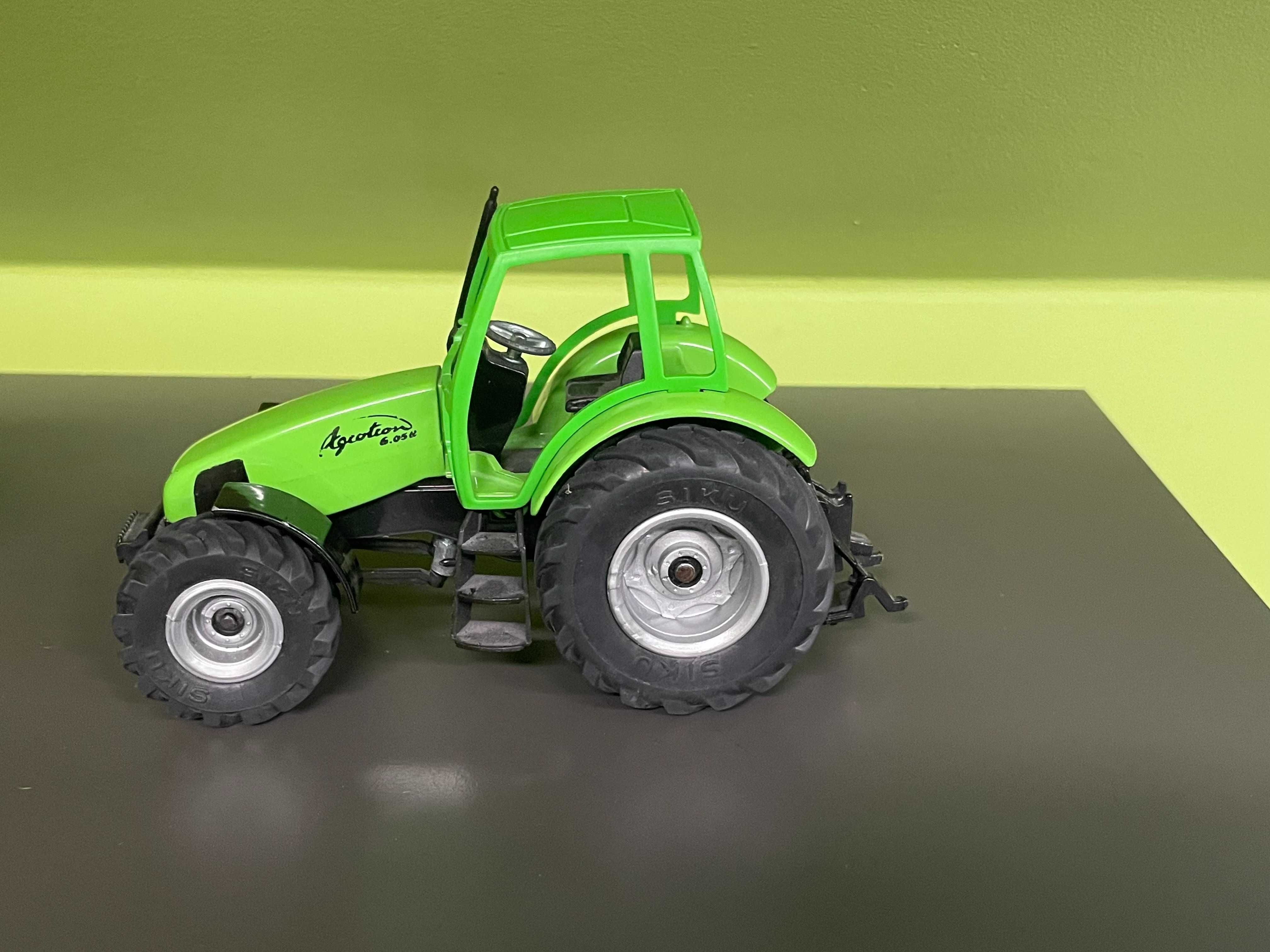 Siku traktor Deutz Fahr 1 32
