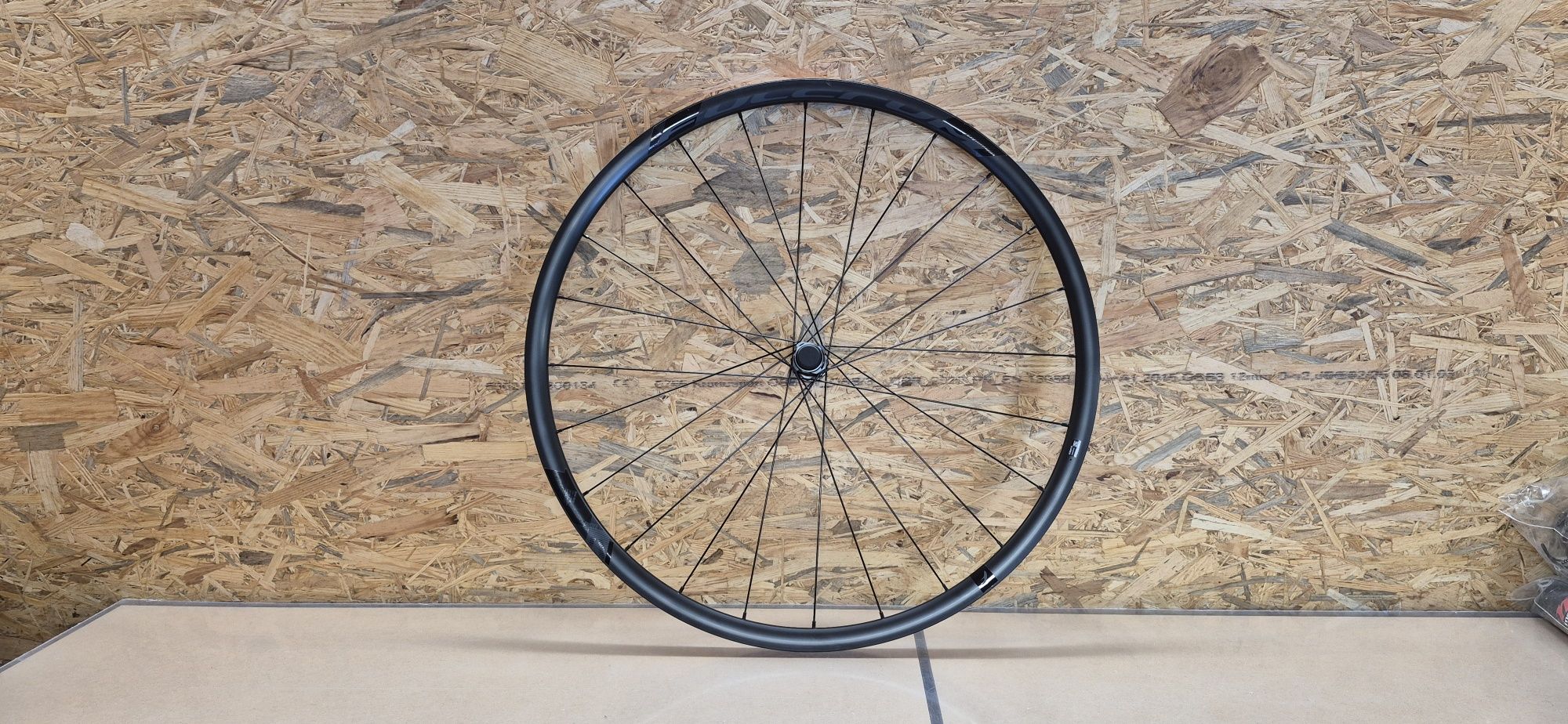 Nowe. Koło Fulcrum Racing 600DB. Przód.