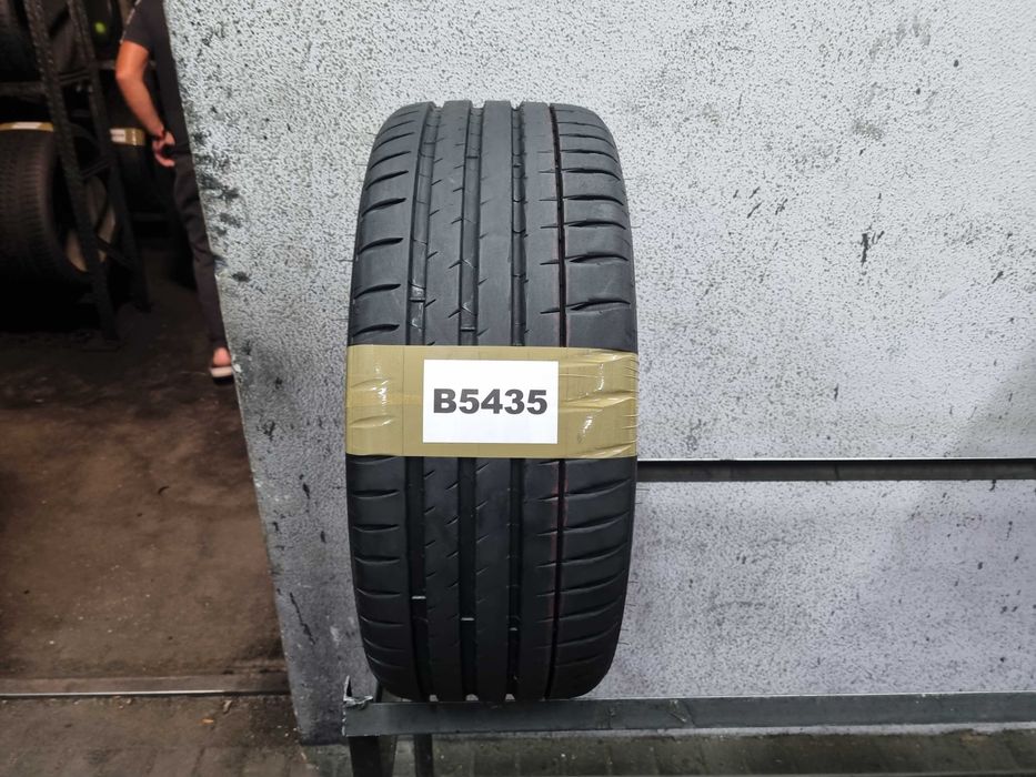 225/40/19 93Y Michelin Pilot Sport 4S * D.4924