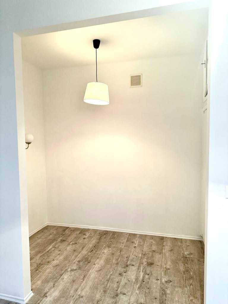 Kawalerka 30 m² – ul. Hoża / Emilii Plater, Centrum Warszawy