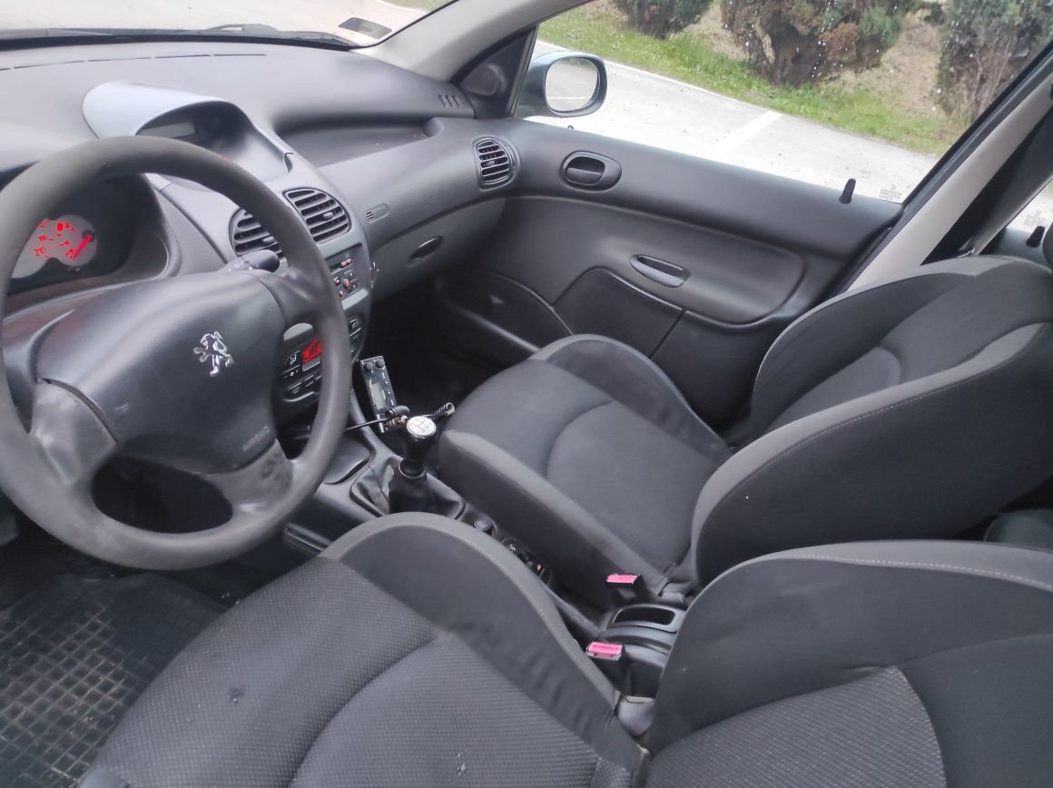 Peugeot 206 ,2005r 1.4HDI