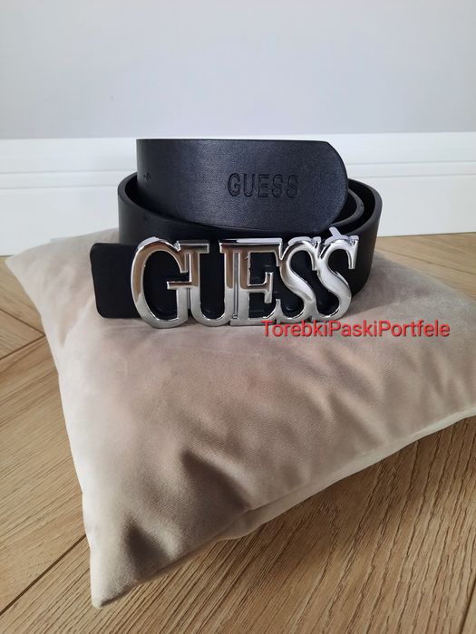 Nowy pasek Guess.