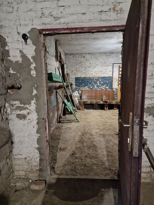 Підвал ,складське приміщення