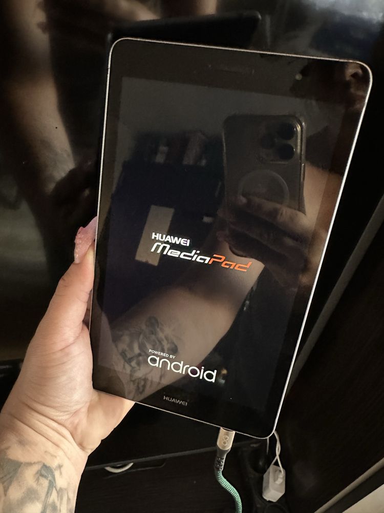 Huawei MediaPad T3 10” – używany tablet z pudełkiem