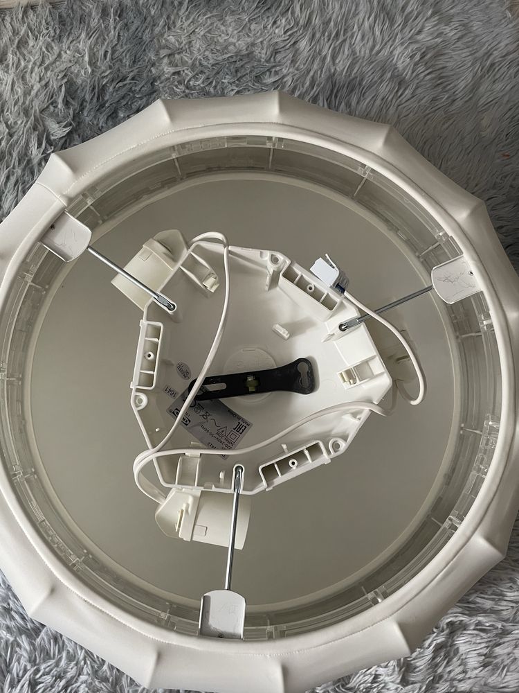 ikea biała lampa wisząca sufitowa typ T1412