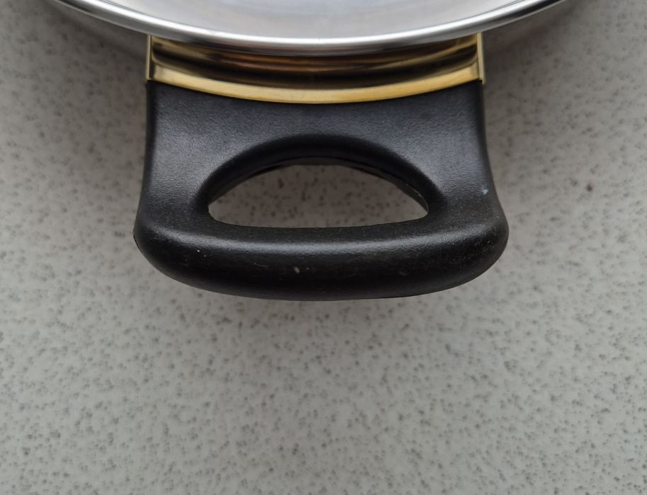 Patelnia ze stali szlachetnej z przykrywką 26 cm