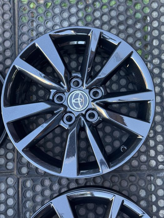 Диски оригінал toyota camry 55 70 avensis corolla auris 5 114,3 r16