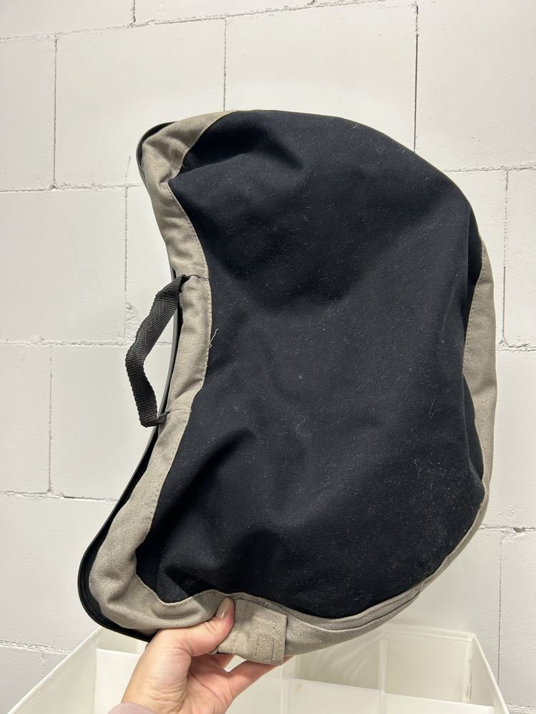 Podkladka pod laptopa
