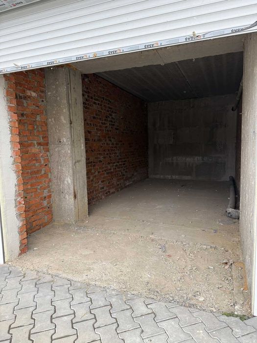 Гараж 19 м² в зданому ЖК "Гранд Роял" (Озерна)! VRV ID: 41098