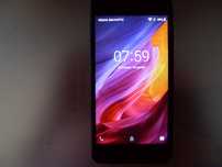 Смарфон DOOGEE X100.