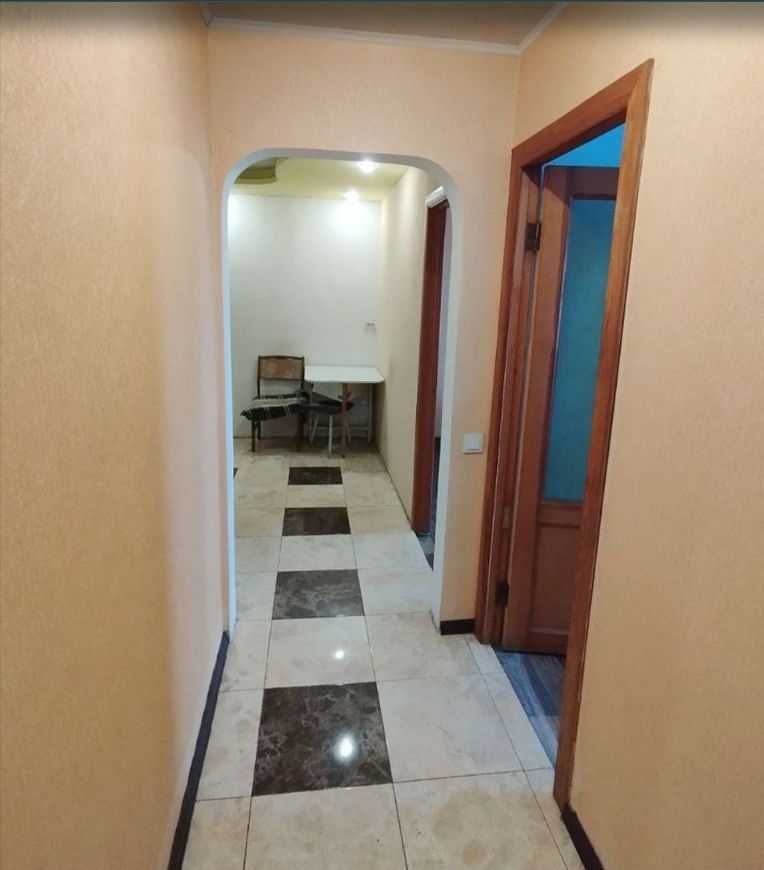 2 кім в багатоповерхівці район ПОЛЯ (КІРОВА) (715630)