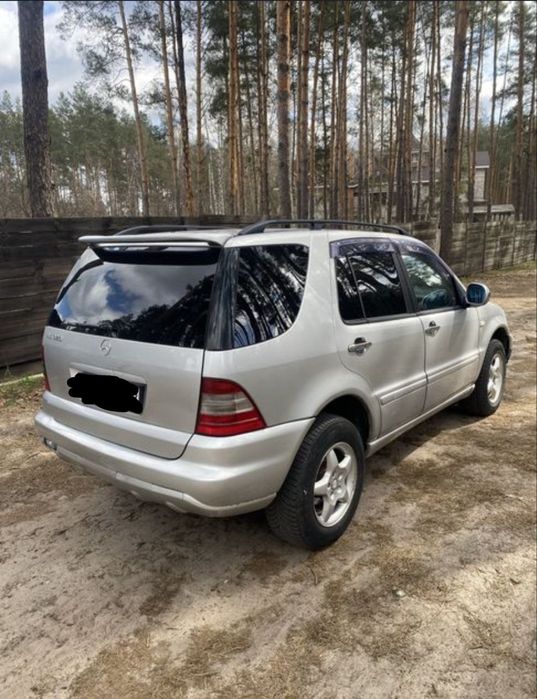 Продам Мерседес МЛ 430 2001 года