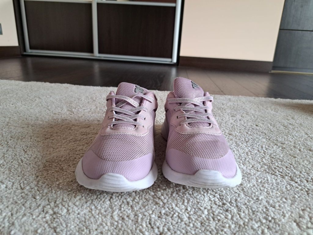 Buty Fila różowe rozm. 34