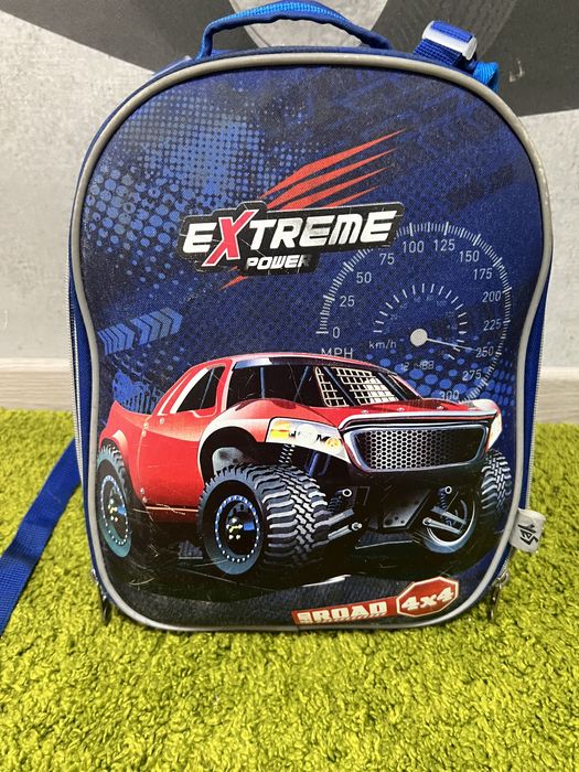 Портфель для хлопчика