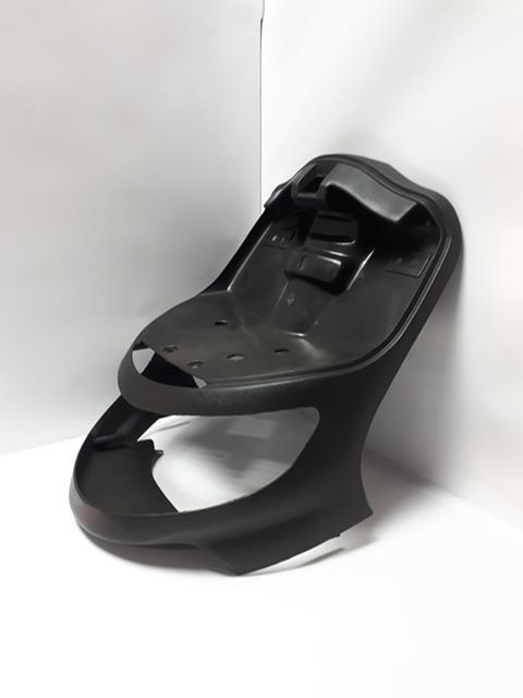 Obudowa plastik LAMPY PRZÓD czacha Storm Hurricane NOWY przedni