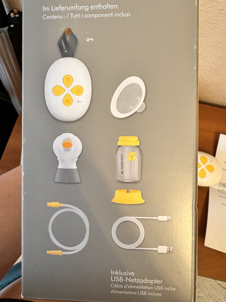 Молокоотсос MEDELA SOLO