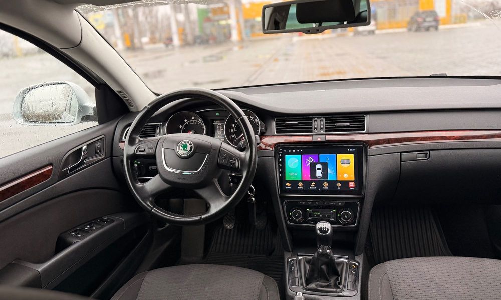 Skoda Superb (2013)