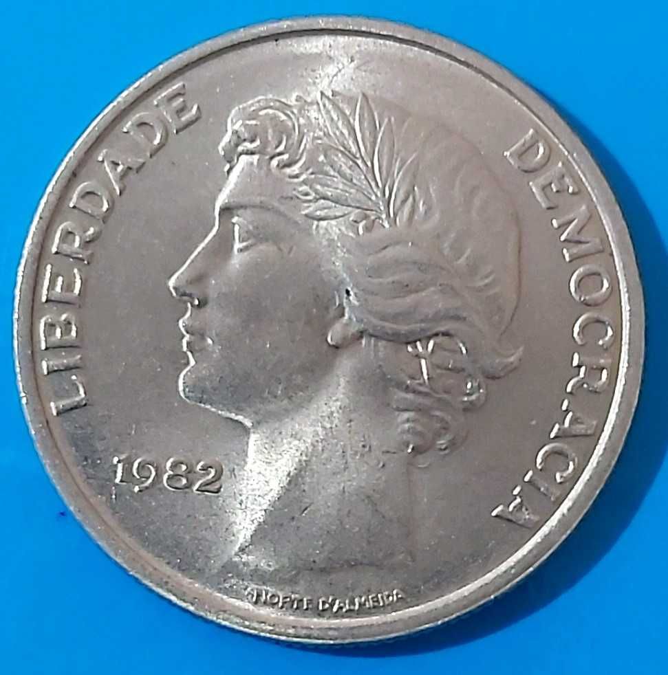 25$00 de 1982 Republica Portuguesa, Liberdade  Democracia