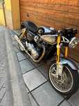 Triumph Thruxton 1200 R