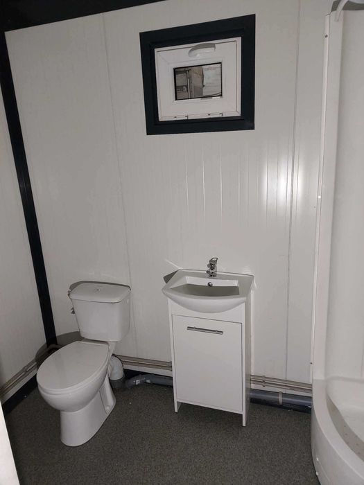 Kontener mieszkalny z łazienką socj.sanitarny  6m x 3m