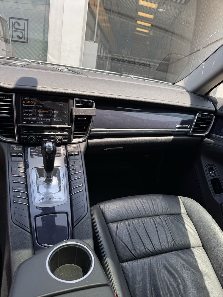 Porsche Panamera S