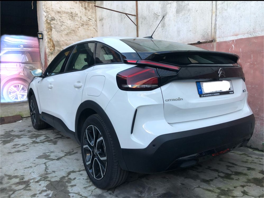 CITOEN  C4 III  elecrtrico 136 CV