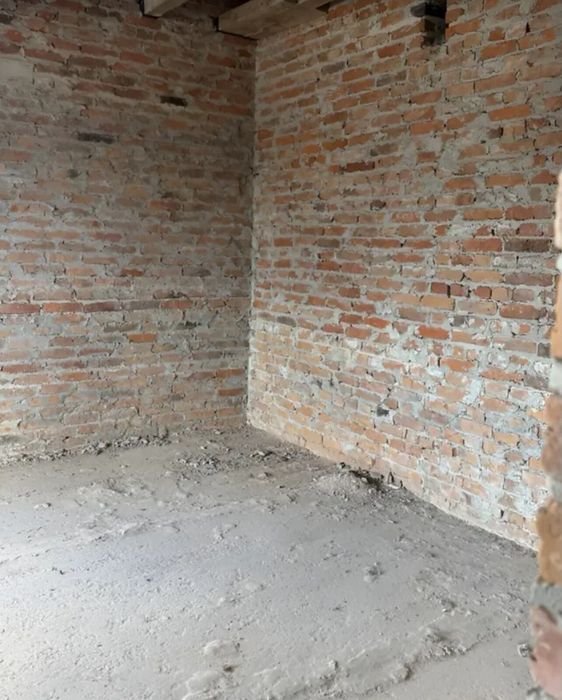 Продаж 3 поверхового дуплекса