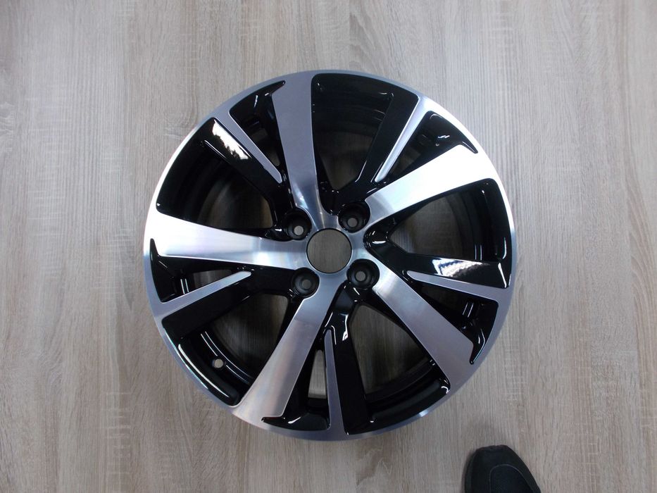 Sprzedam felgę aluminiową PEUGEOT 2008 ERIDAN NOIR 17"