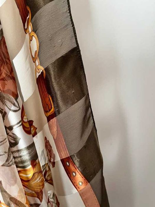 Zielona pomarańczowa chusta apaszka w kwiaty damska