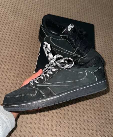 Jordan 1 Retro Low OG SP Travis Scott Black Phantom