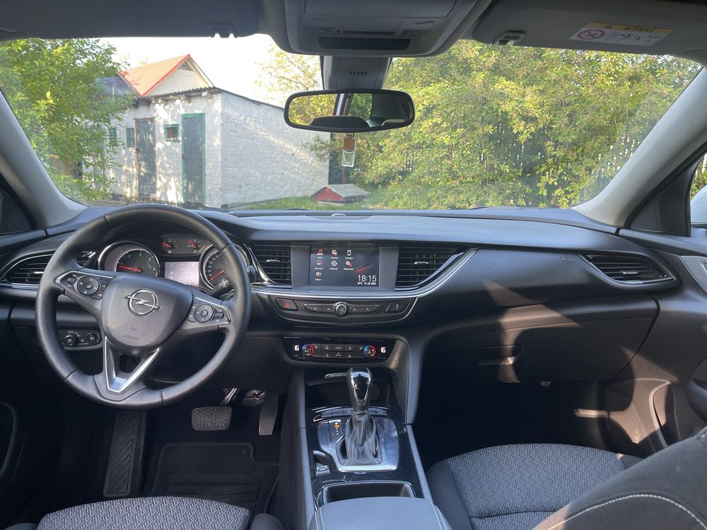 Opel insignia 2019г