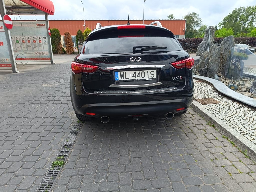 Infiniti FX50 390 KM Stan bardzo dobry