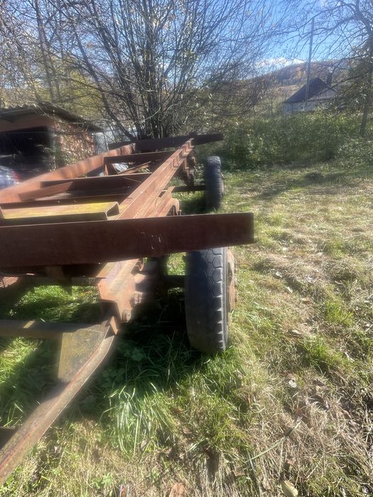 Прицеп на зіловских осях