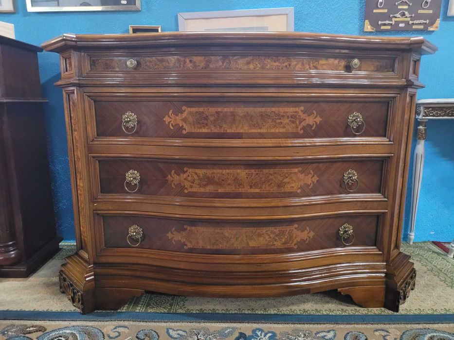 Imponente cómoda - óptimo estado e qualidade
