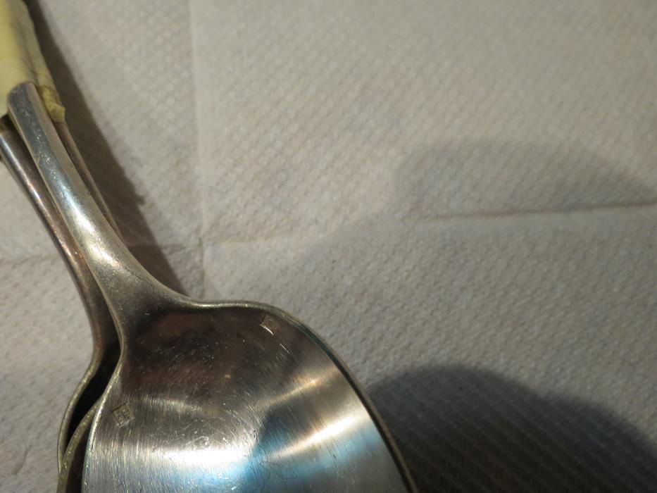 Talher da marca ercui, bahado a prata