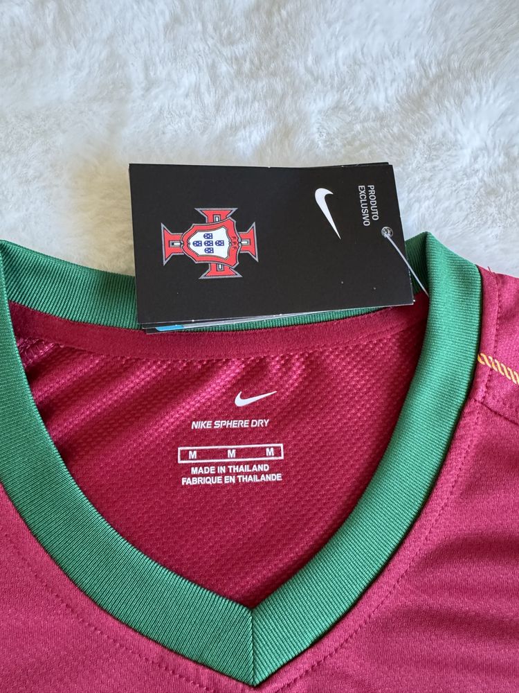 Camisola Oficial Portugal C. Ronaldo #17 - Nova