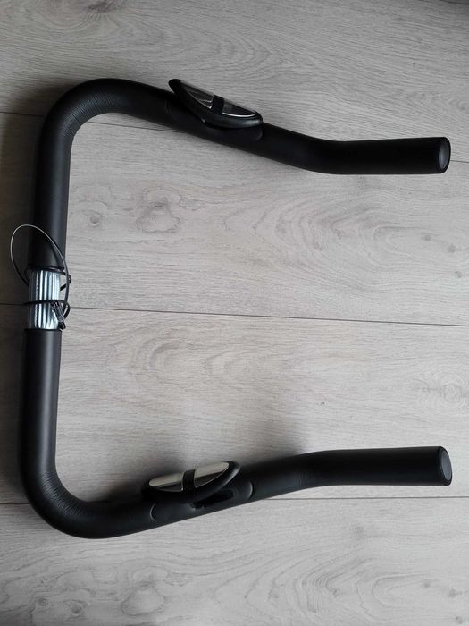 Uszkodzona kierownica do roweru stacjonarnego Zipro Nitro