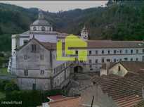 Moradia T2 no Centro Histórico de Lorvão-Penacova