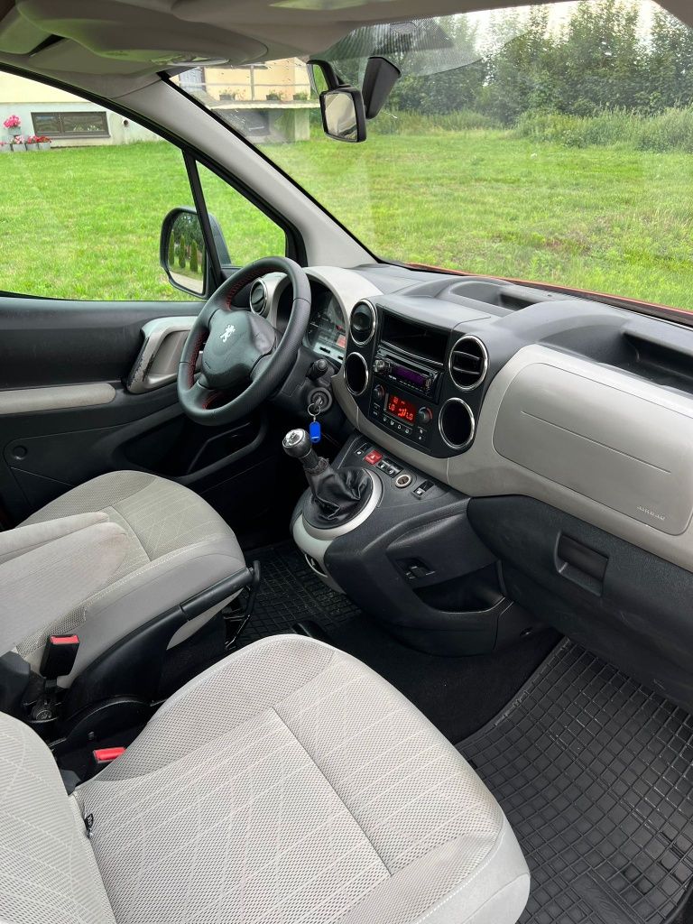 Peugeot Partner 1.6Hdi 7-osobowy