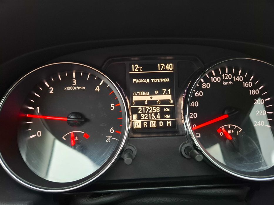 Nissan Qashqai 2011 рік, 2.0 дизель, автомат.