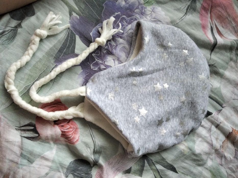 Новая зимняя шапка на девочку 5-6-7 лет