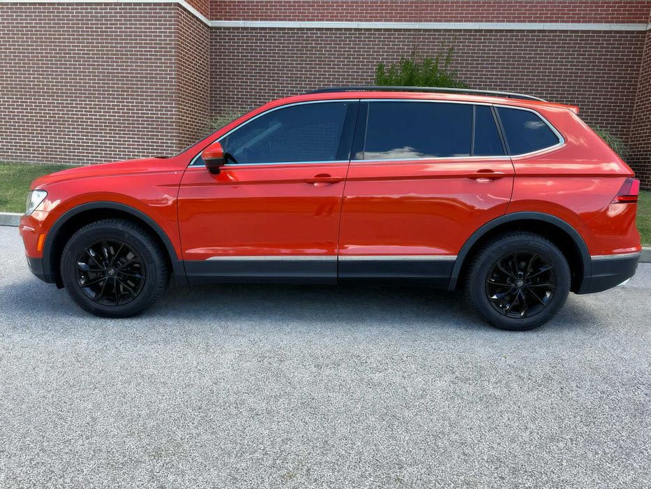 Volkswagen Tiguan      2018