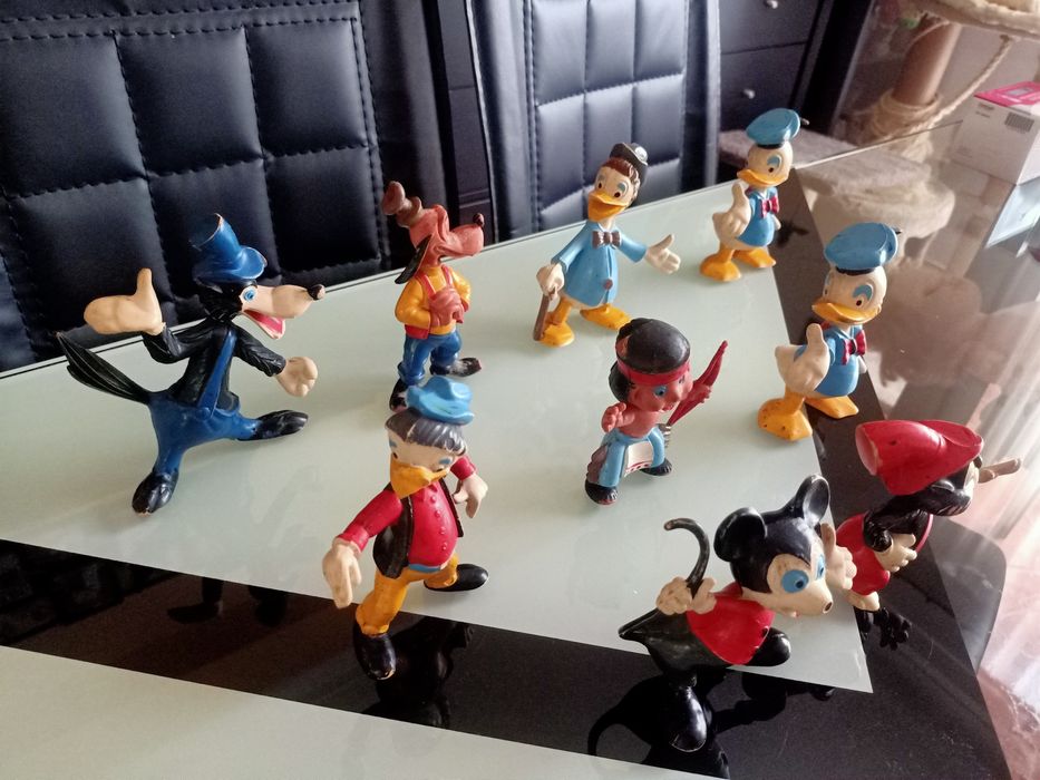 Bonecos da Disney muito antigos figuras personagens coleção bonecas